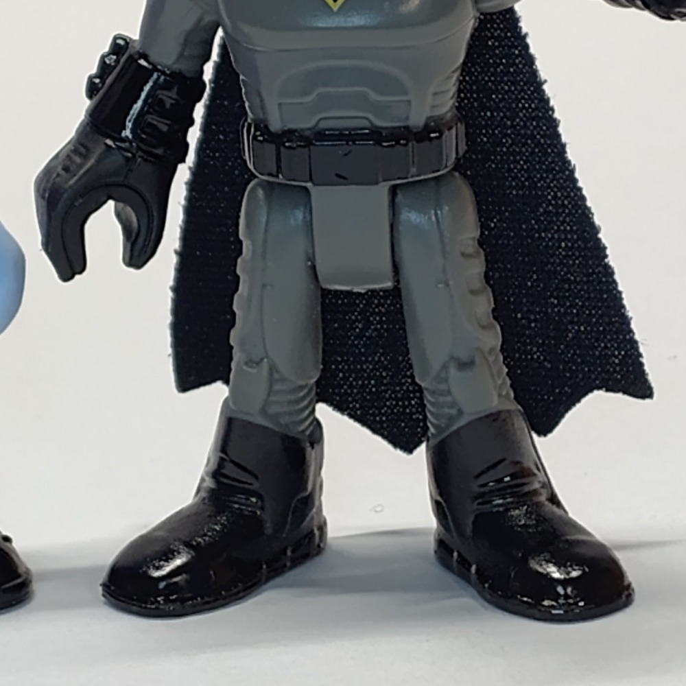 DC Comics Batman and the joker figures - Picture 6 of 12